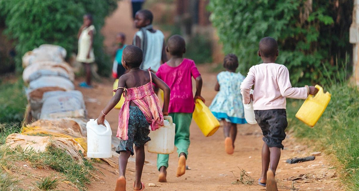 FG to enroll 500,000 out-of-school children – Daily Trust FG to enroll 500,000 out-of-school children – Daily Trust